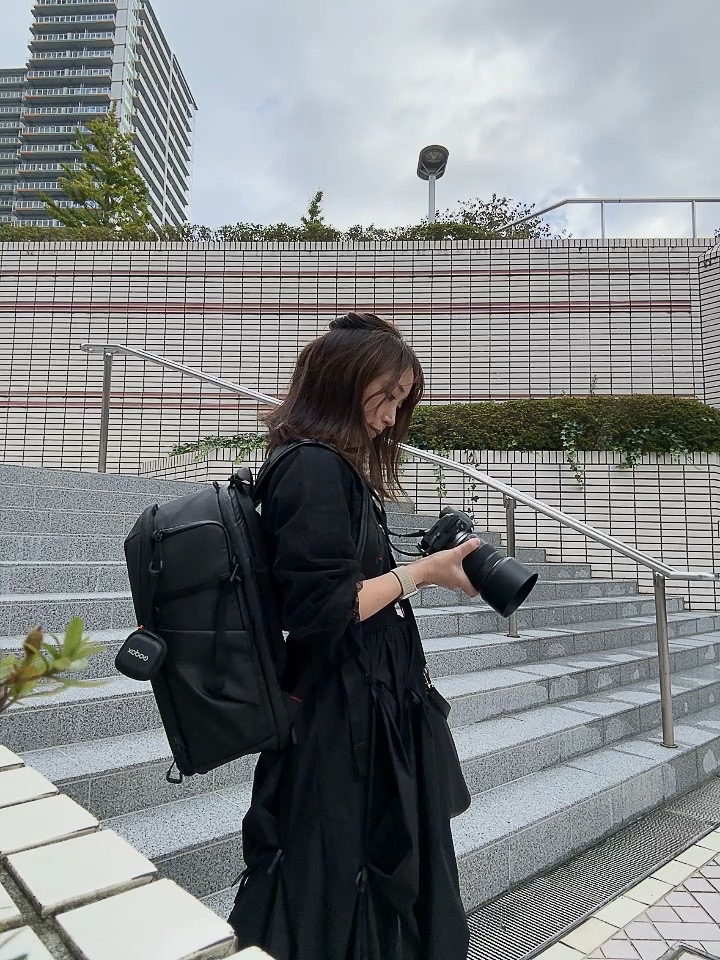 女性カメラマンの出張スタイル